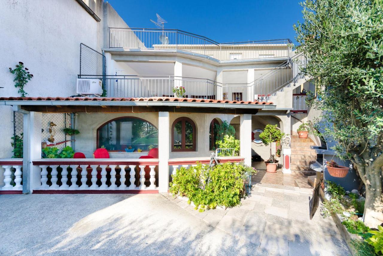 Apartment Goran Нови Винодолски Екстериор снимка