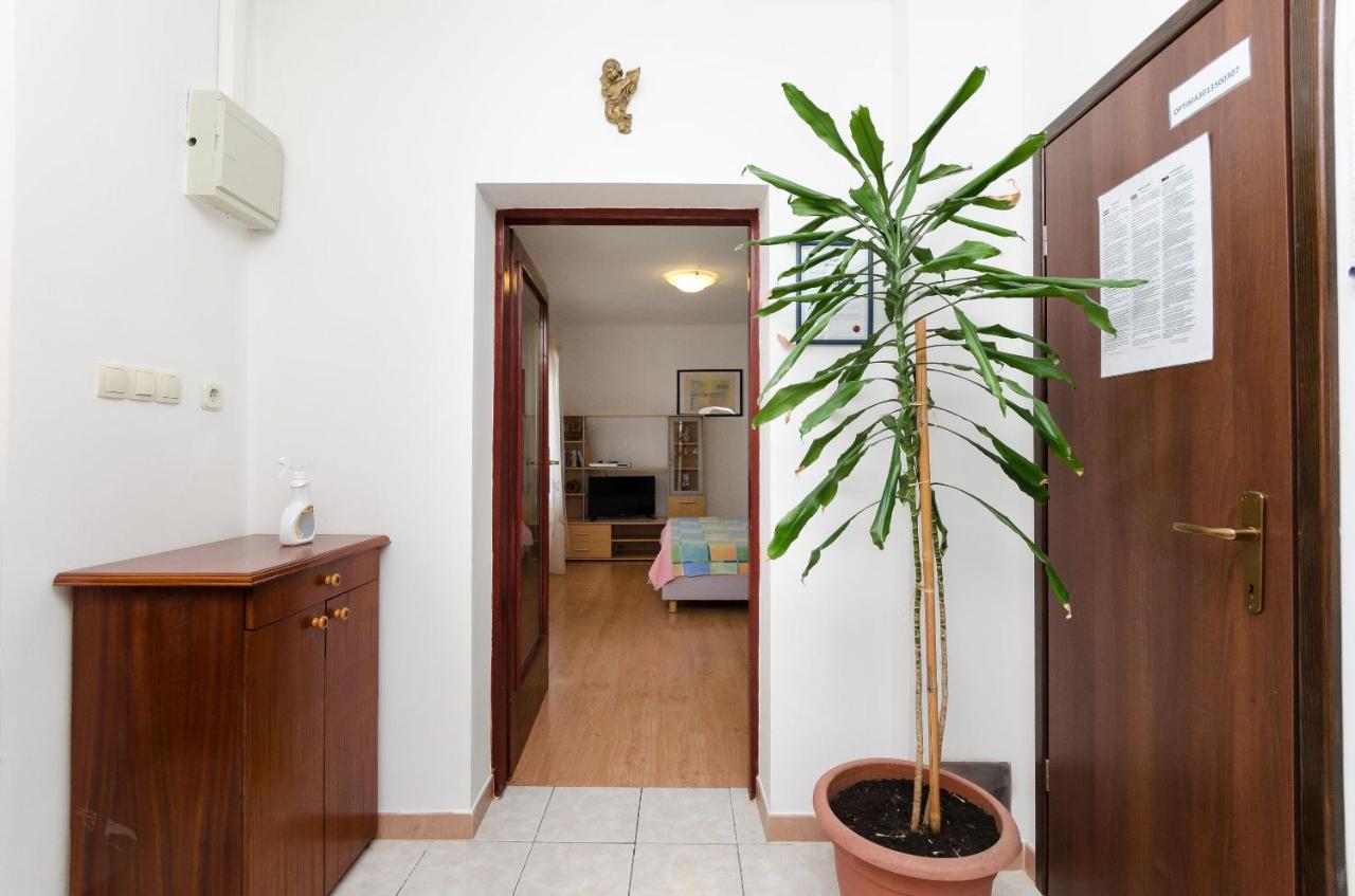 Apartment Goran Нови Винодолски Екстериор снимка