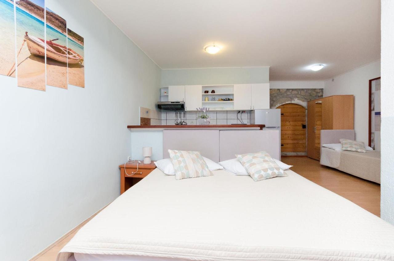 Apartment Goran Нови Винодолски Екстериор снимка