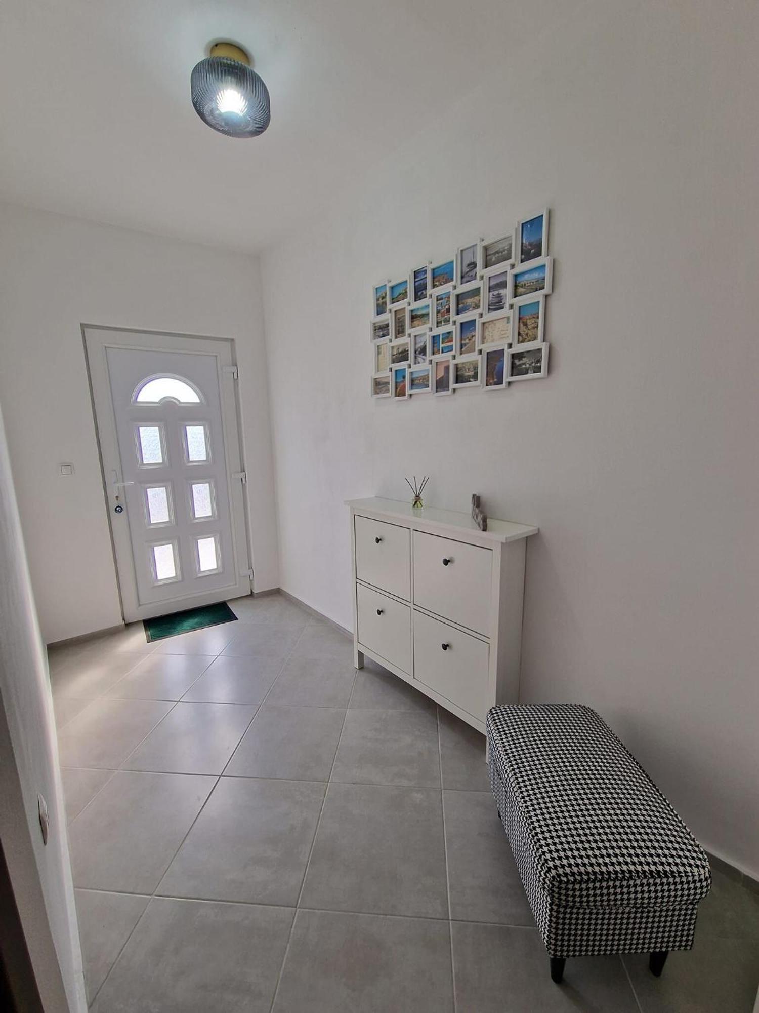 Apartment Goran Нови Винодолски Екстериор снимка